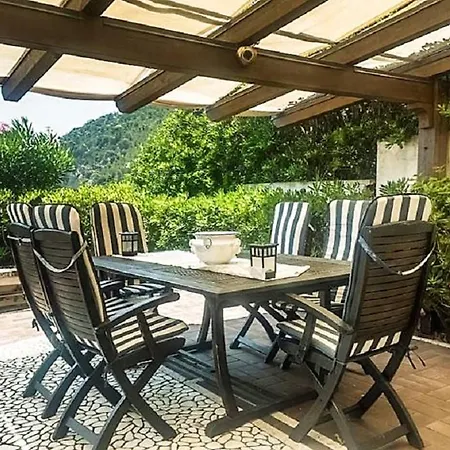 Tatil Evi Prestigious Seafront Sassolini Italy Scauri (Lazio)