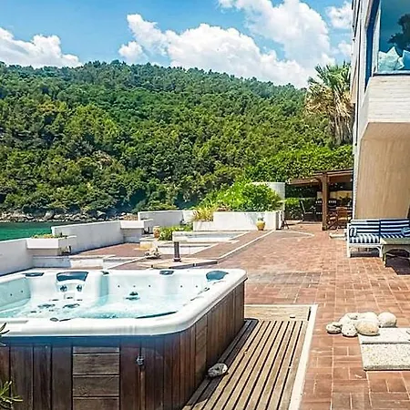 Prestigious Villa Seafront Sassolini Beach Scauri Italy